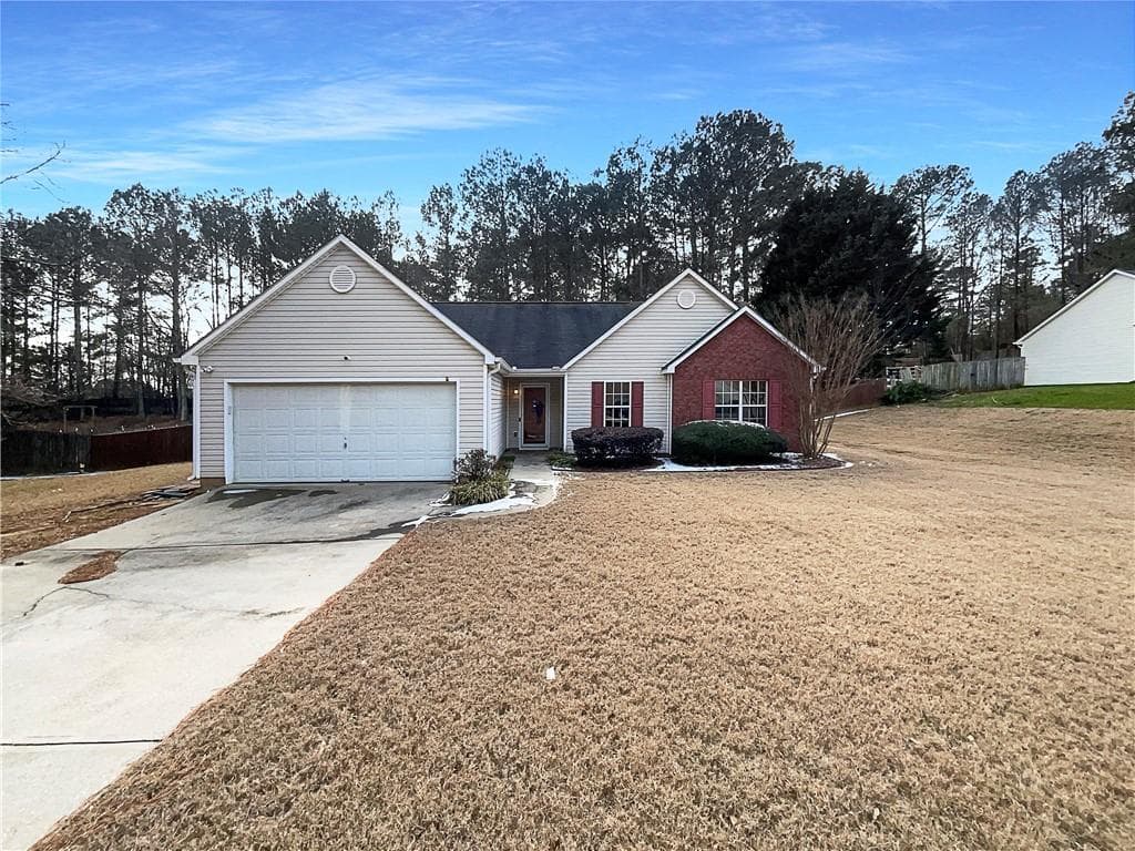 3 bedroom, 2 bathroom single family residence sold at 3151 Victoria Place Drive, Loganville, GA 30052