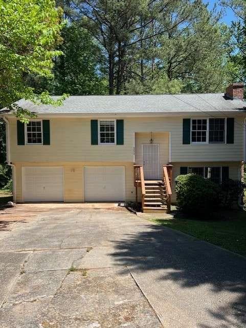 3 bedroom, 2 bathroom single family residence sold at 6005 Wellborn Trace, Lithonia, GA 30058