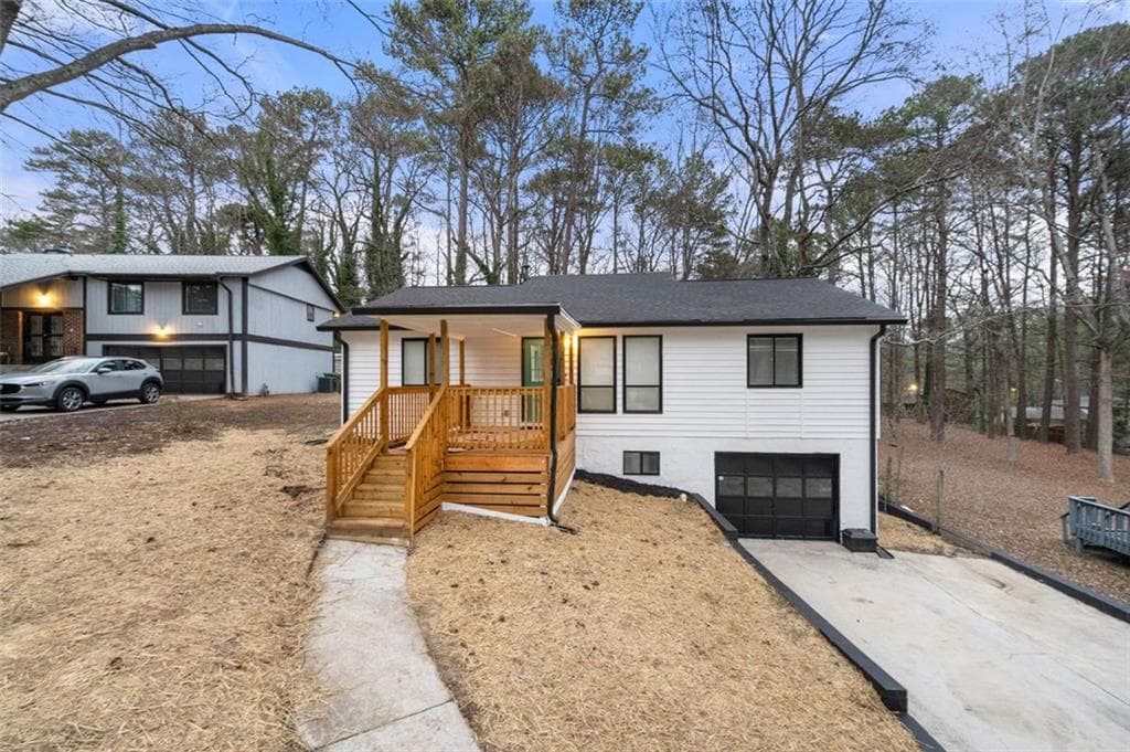 4 bedroom, 3 bathroom single family residence sold at 3391 Collier Court, Atlanta, GA 30331