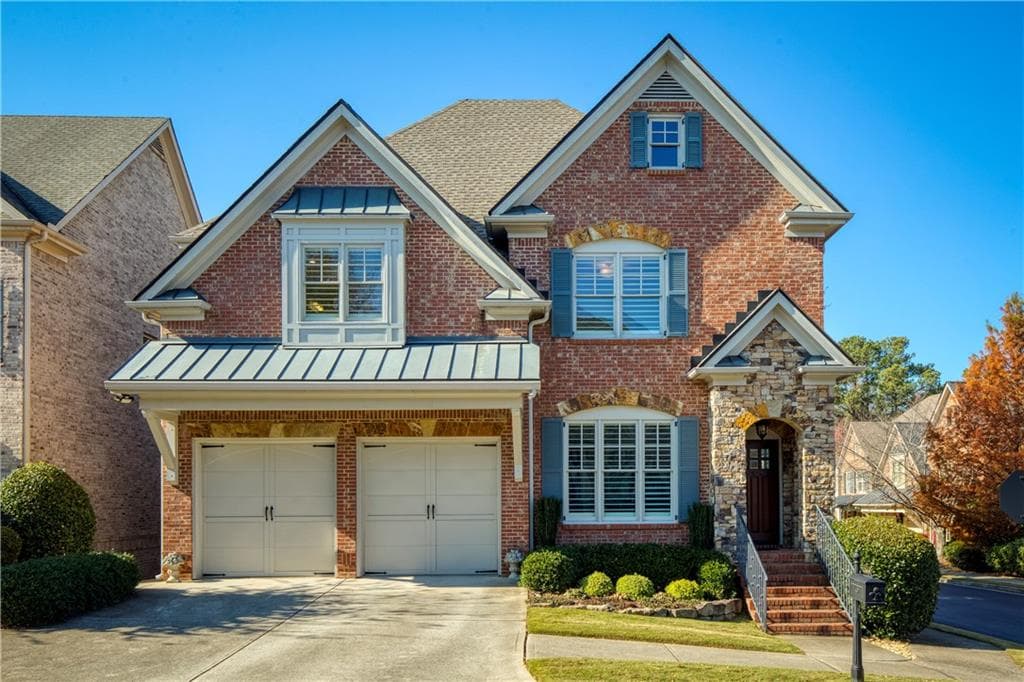 5 bedroom, 5 bathroom single family residence sold at 11644 Parkside Avenue, Alpharetta, GA 30005