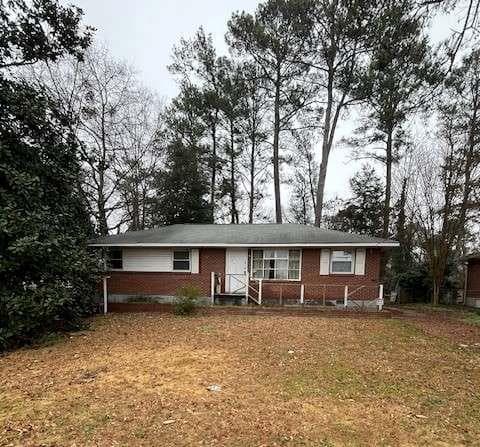 3 bedroom, 1 bathroom single family residence sold at 692 Johnson Road, Jonesboro, GA 30236