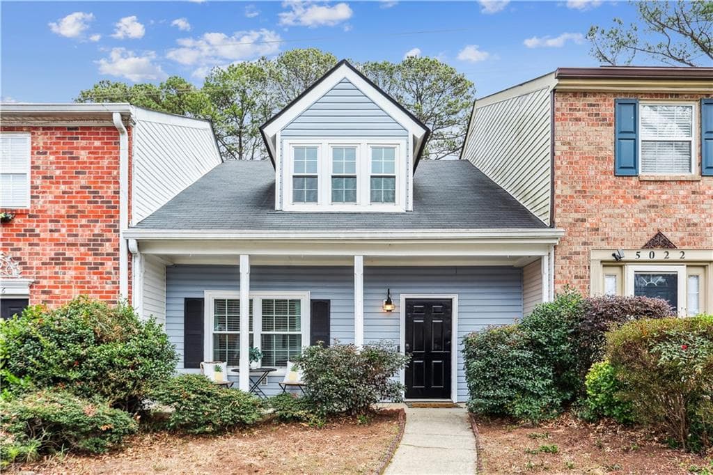 2 bedroom, 2 bathroom townhouse sold at 5024 Bell Drive, Smyrna, GA 30080 — photo 1 of 1