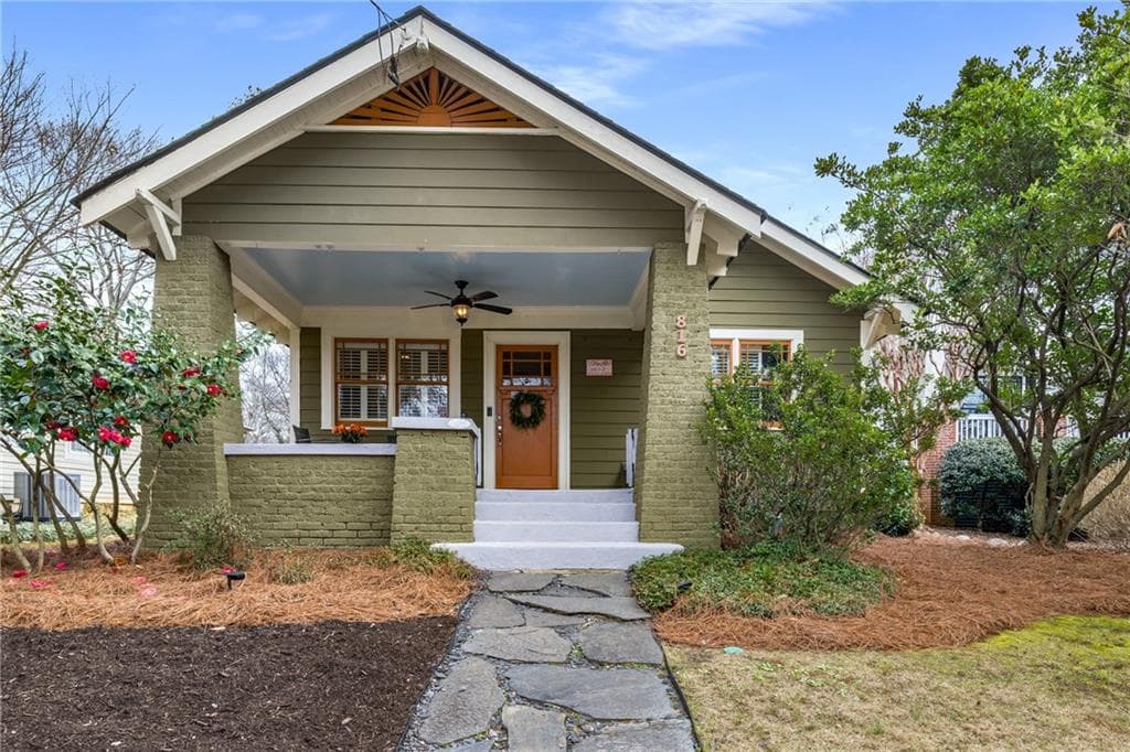 3 bedroom, 2 bathroom single family residence sold at 816 3rd Avenue, Decatur, GA 30030