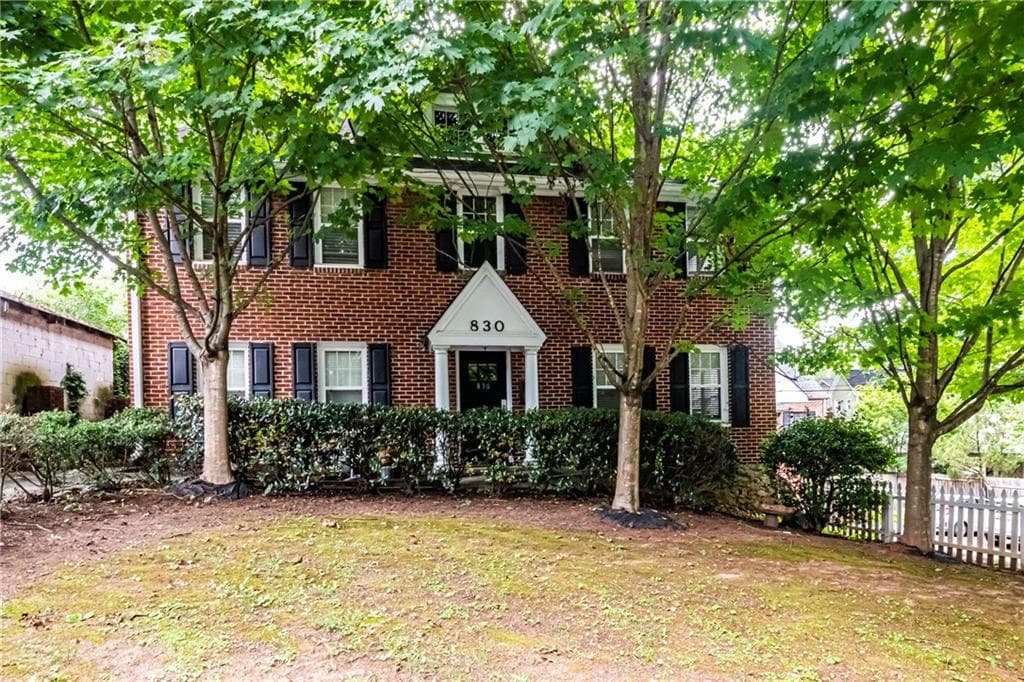 1 bedroom, 1 bathroom, 427 sq ft condominium sold at 830 Barnett Street 8, Atlanta, GA 30306