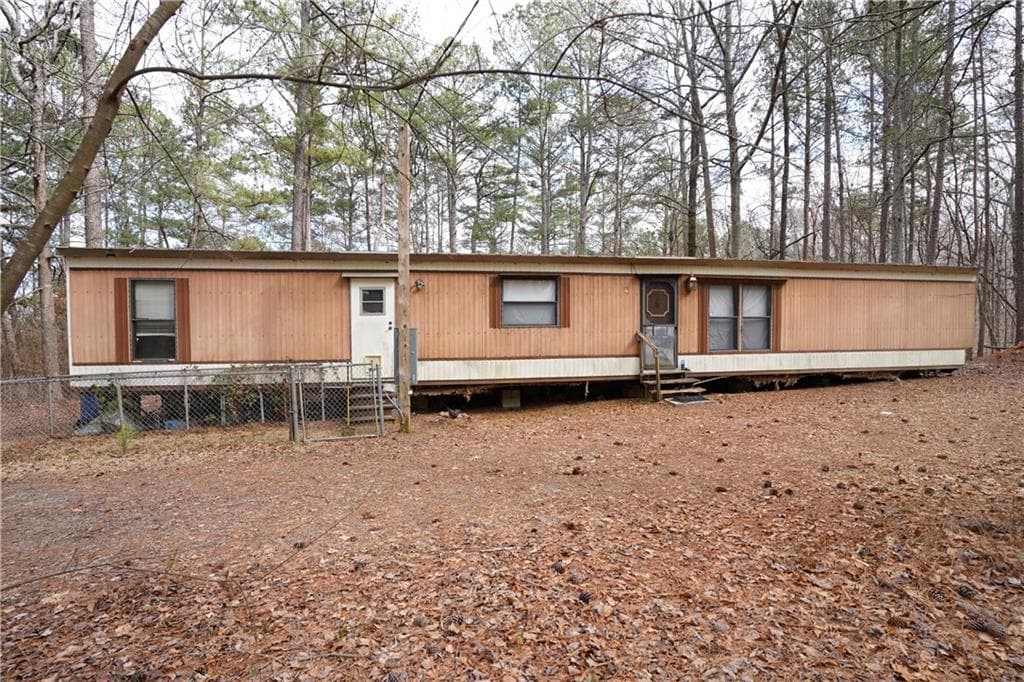 3 bedroom, 1 bathroom single family residence sold at 559 Quail Trail Road, Auburn, GA 30011