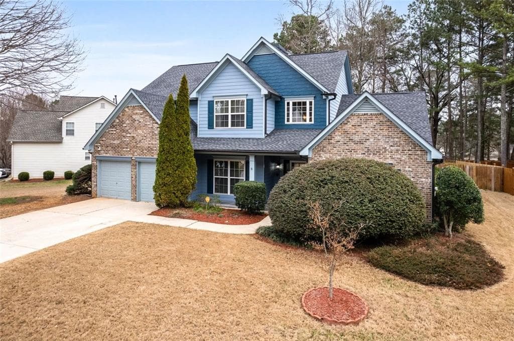 4 bedroom, 4 bathroom single family residence sold at 923 Buckhorn Bend, Locust Grove, GA 30248