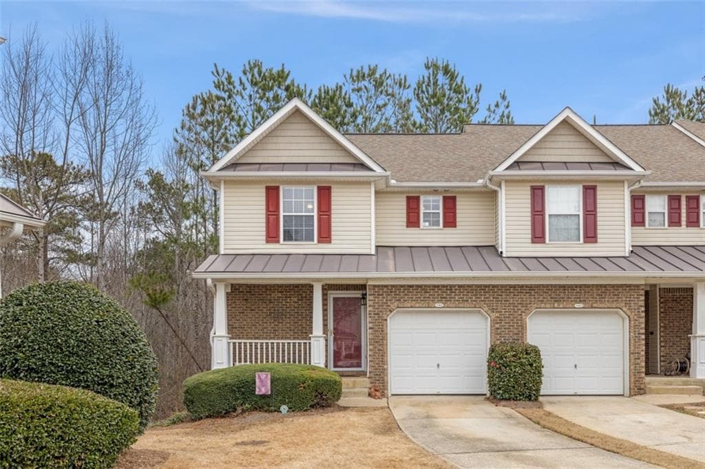 2 bedroom, 2 bathroom townhouse sold at 144 Fox Creek Drive, Woodstock, GA 30188