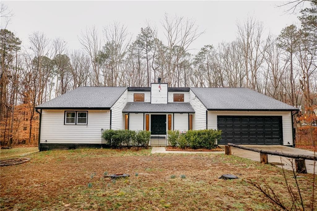 3 bedroom, 4 bathroom, 2,358 sq ft single family residence sold at 656 Hillwood Court, Dacula, GA 30019
