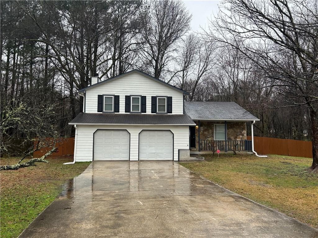 3 bedroom, 3 bathroom single family residence sold at 1281 Bugle Court, Hampton, GA 30228
