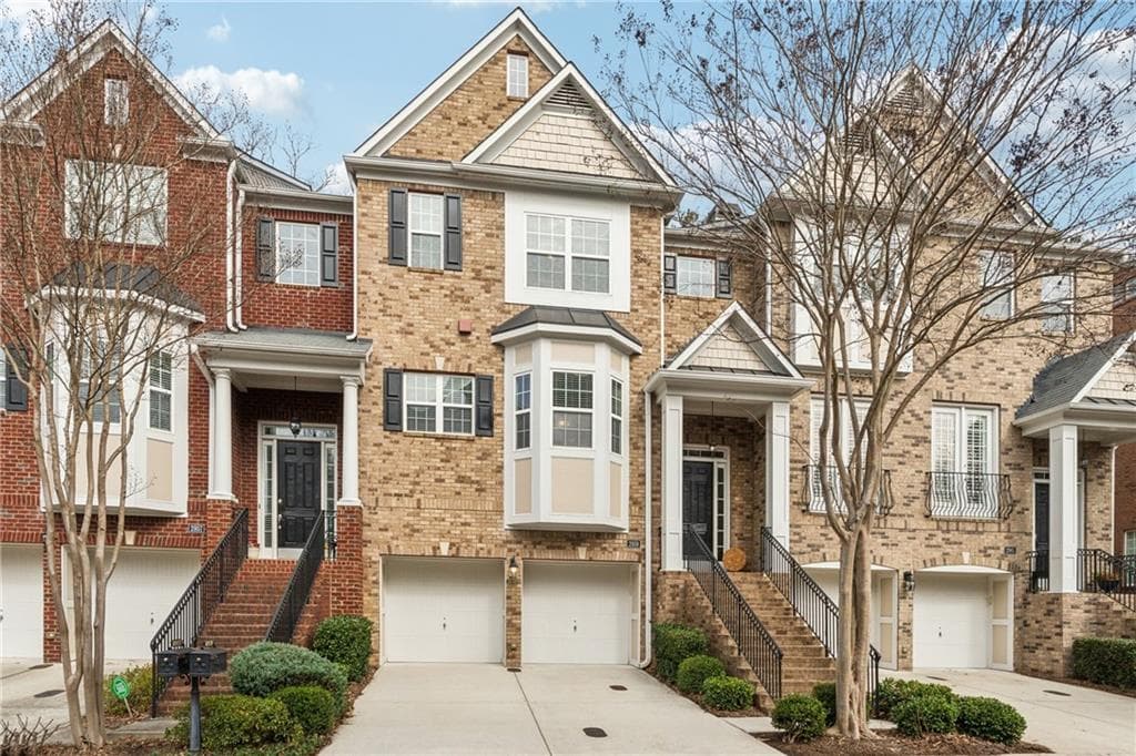 3 bedroom, 4 bathroom condominium sold at 2959 Rivergreen Lane, Atlanta, GA 30339