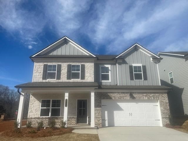 4 bedroom, 3 bathroom single family residence sold at 5359 Milford Drive, Gainesville, GA 30507