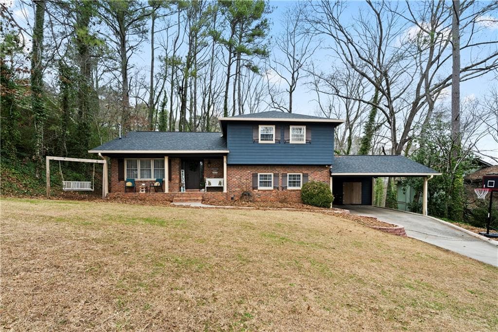 4 bedroom, 3 bathroom single family residence sold at 31 Riverview Road, Rome, GA 30161