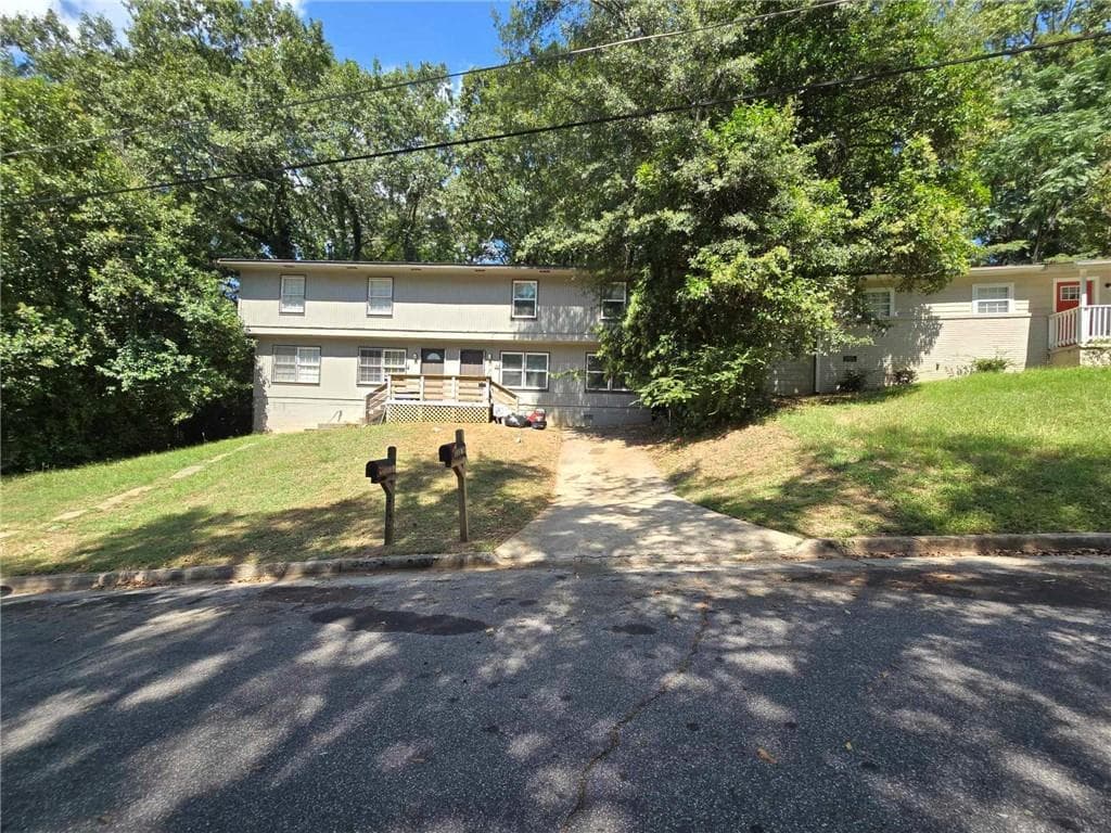 duplex sold at 2357 Arno Court, Atlanta, GA 30318