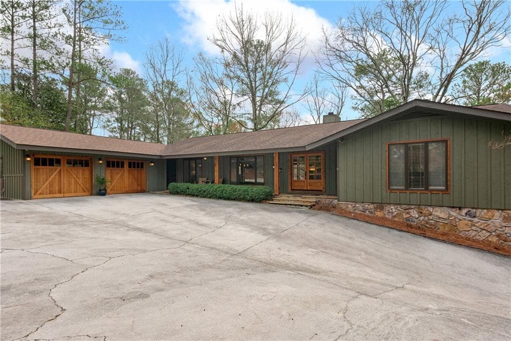4 bedroom, 4 bathroom, 5,184 sq ft single family residence sold at 4230 N Elizabeth Lane, Atlanta, GA 30339