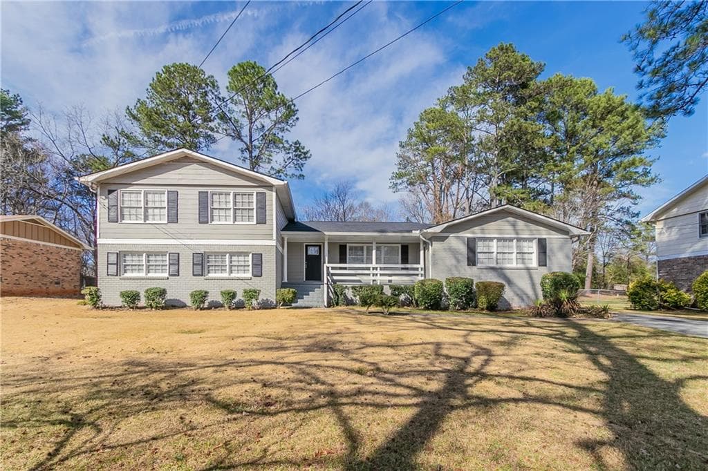7 bedroom, 3 bathroom single family residence sold at 4124 Casa Loma Drive, Decatur, GA 30034