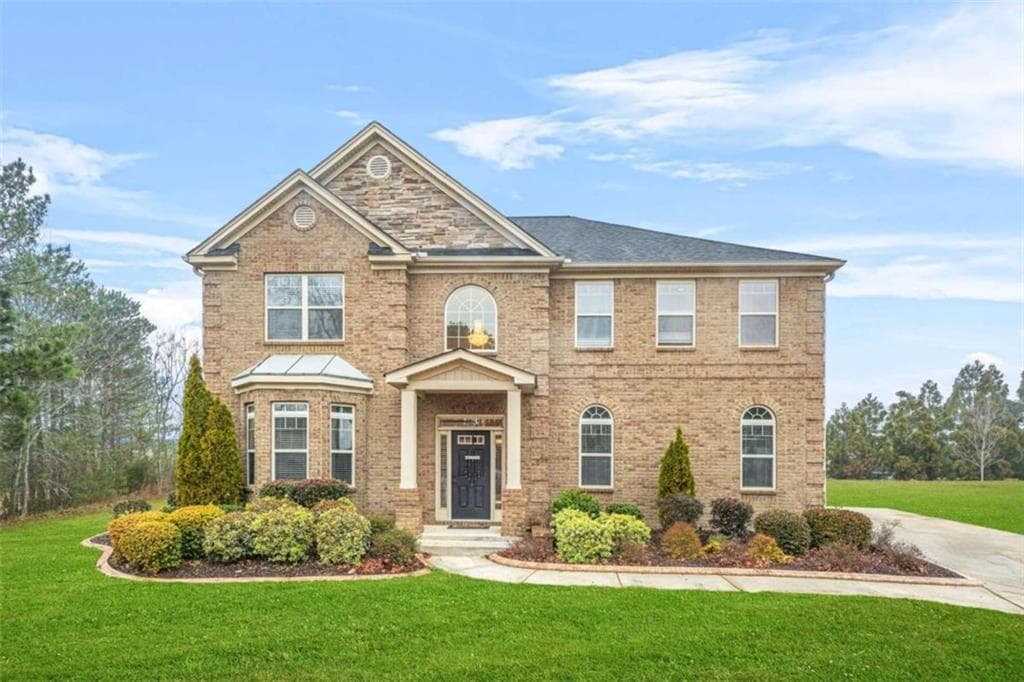 4 bedroom, 4 bathroom single family residence sold at 1305 Lanier Court, Hampton, GA 30228