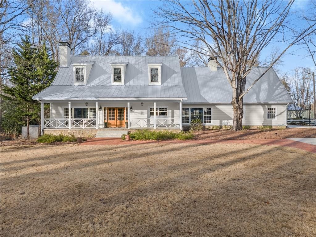 4 bedroom, 4 bathroom single family residence sold at 2650 Little River Park Road, Gainesville, GA 30506