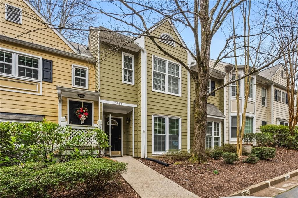 5065 Avalon Drive, Alpharetta, GA 30005 — most recent listing photo