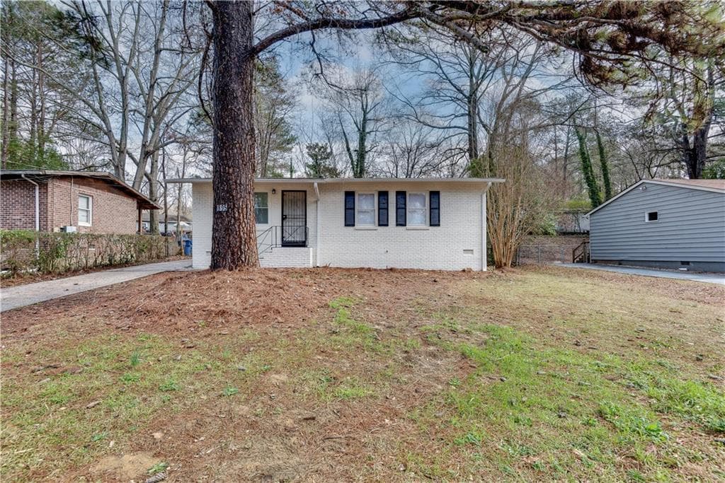 3 bedroom, 1 bathroom single family residence sold at 895 Mercury Drive, Atlanta, GA 30331