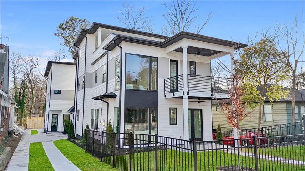 4 bedroom, 5 bathroom townhouse sold at 1137 Hardee Street Unit #B, Atlanta, GA 30307