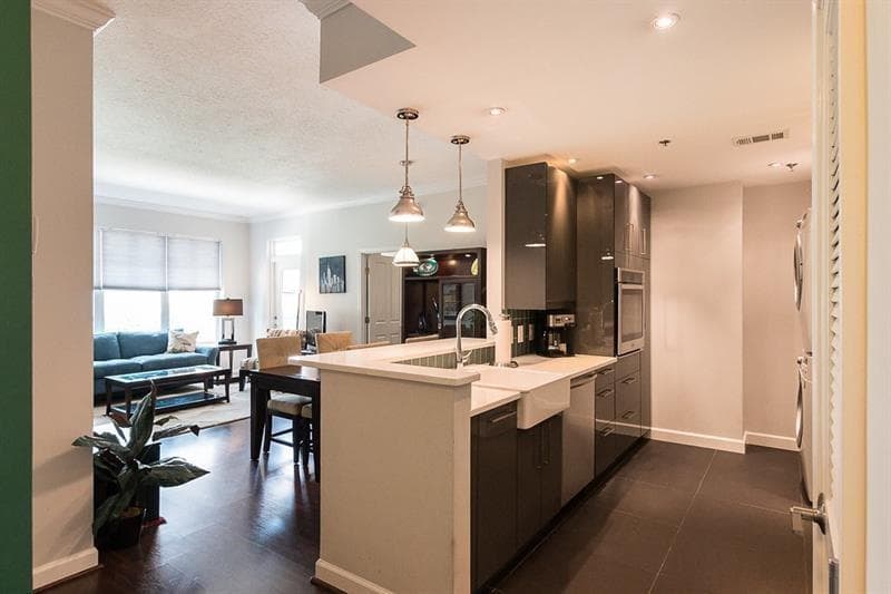 2 bedroom, 2 bathroom condominium sold at 1101 JUNIPER Street 721, Atlanta, GA 30309