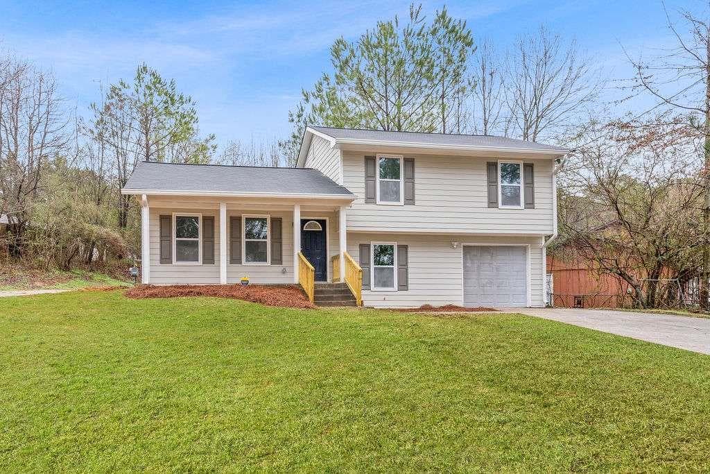 5587 Saint Thomas Drive, Lithonia, GA 30058 — most recent listing photo