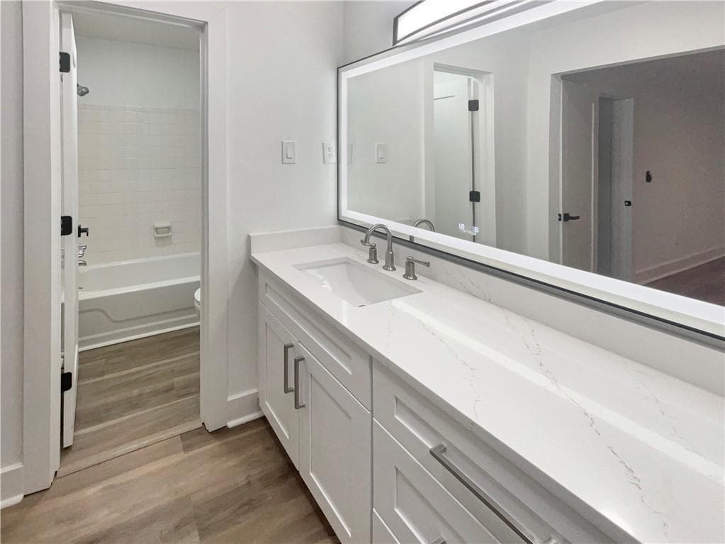 3 bedroom, 3 bathroom, 1,594 sq ft townhouse for sale at 4409 Idlewood Lane, Tucker, GA 30084 — photo 7