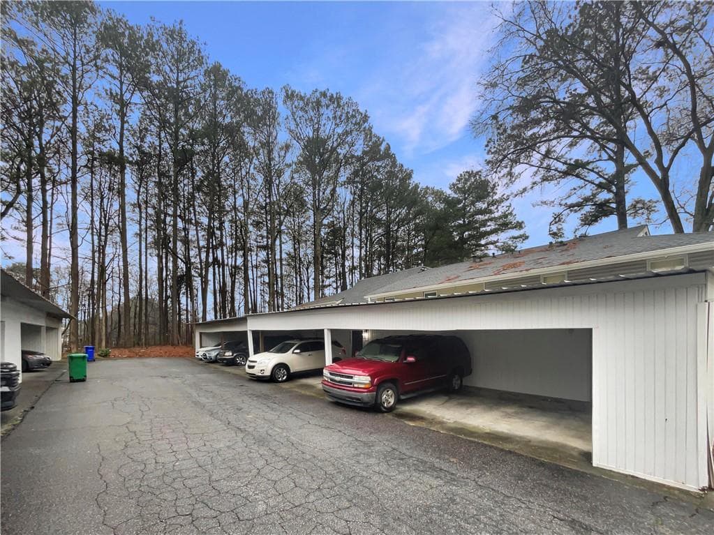 3 bedroom, 3 bathroom, 1,594 sq ft townhouse for sale at 4409 Idlewood Lane, Tucker, GA 30084 — photo 8