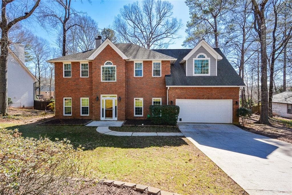 4 bedroom, 3 bathroom, 2,769 sq ft single family residence sold at 12415 Greenmont Walk, Alpharetta, GA 30009
