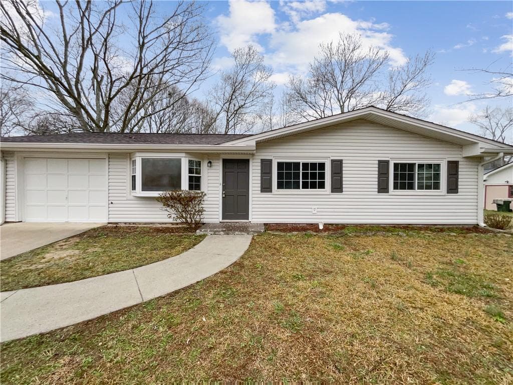 3 bedroom, 2 bathroom single family residence sold at 1665 Ridgeview Drive, Conyers, GA 30012