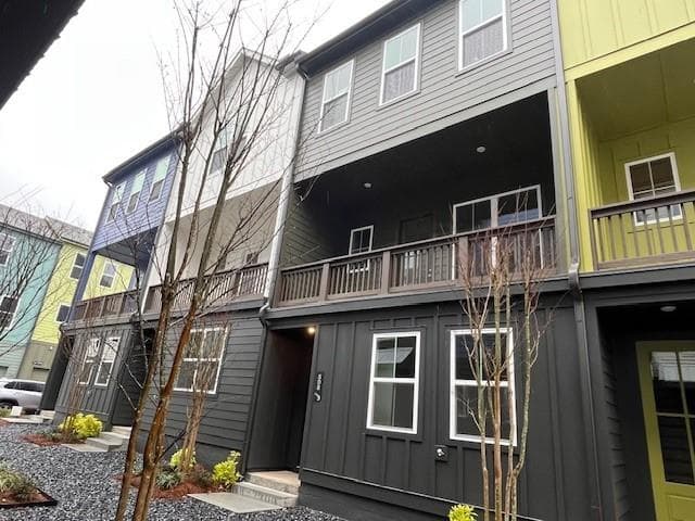 3 bedroom, 3 bathroom townhouse sold at 508 Zeal Street 292, Atlanta, GA 30315
