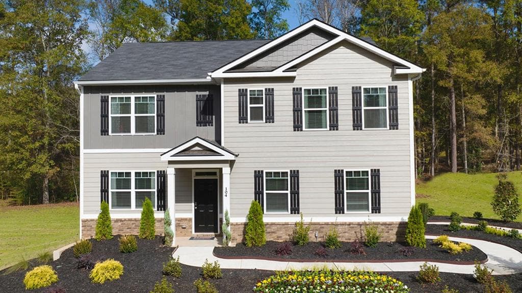 5 bedroom, 3 bathroom single family residence sold at 221 Friendship Oak Way, Hampton, GA 30228