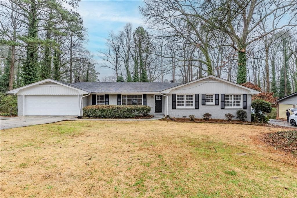 5 bedroom, 3 bathroom single family residence sold at 3368 Windsor Castle Court, Decatur, GA 30034