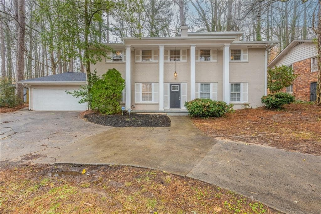 4 bedroom, 2 bathroom, 2,520 sq ft single family residence sold at 2800 Kingston Terrace, Atlanta, GA 30344