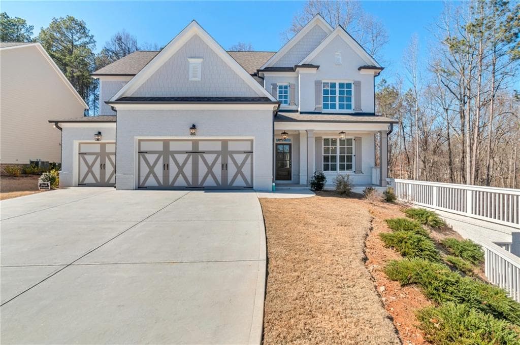 4 bedroom, 4 bathroom single family residence sold at 5572 Suwanee Dam Road, Sugar Hill, GA 30518