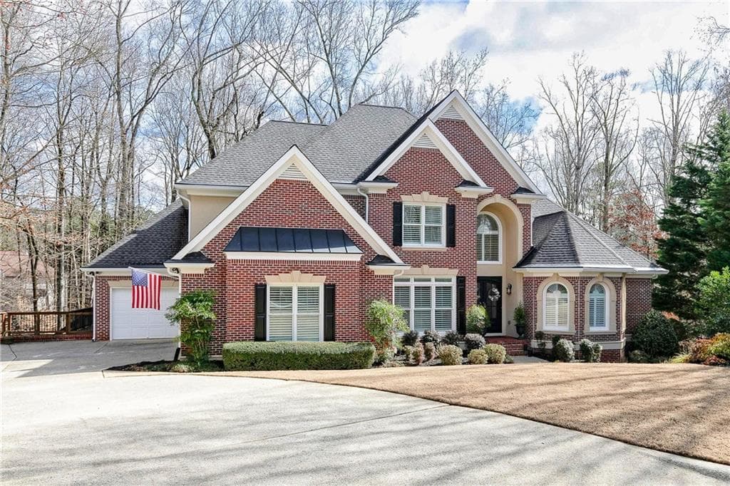 5 bedroom, 5 bathroom single family residence sold at 5390 Owl Creek Pointe, Powder Springs, GA 30127
