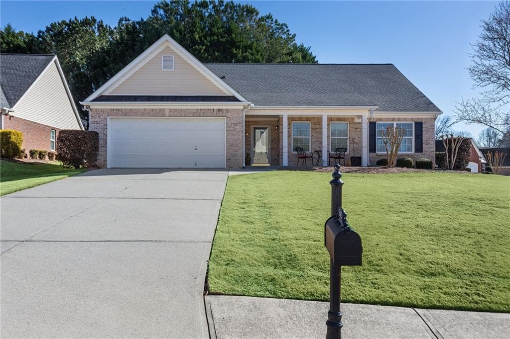 543 Ash Springs Court, Sugar Hill, GA 30518 — most recent listing photo
