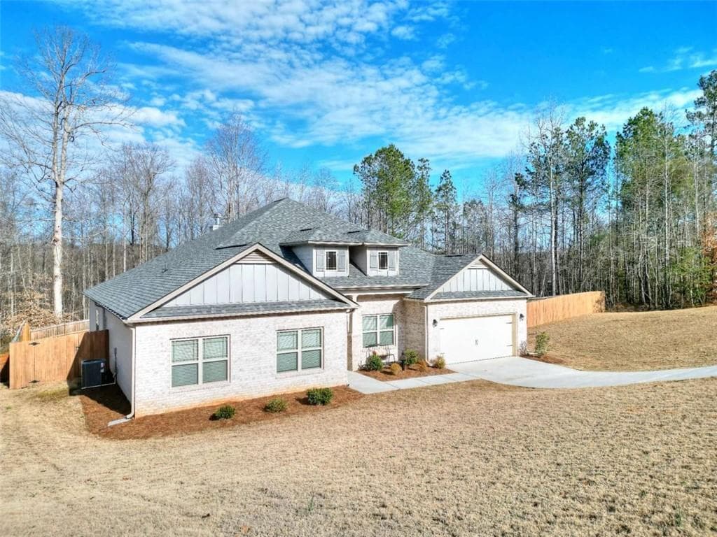 4 bedroom, 3 bathroom single family residence sold at 1006 Alcovy River Court, Loganville, GA 30052