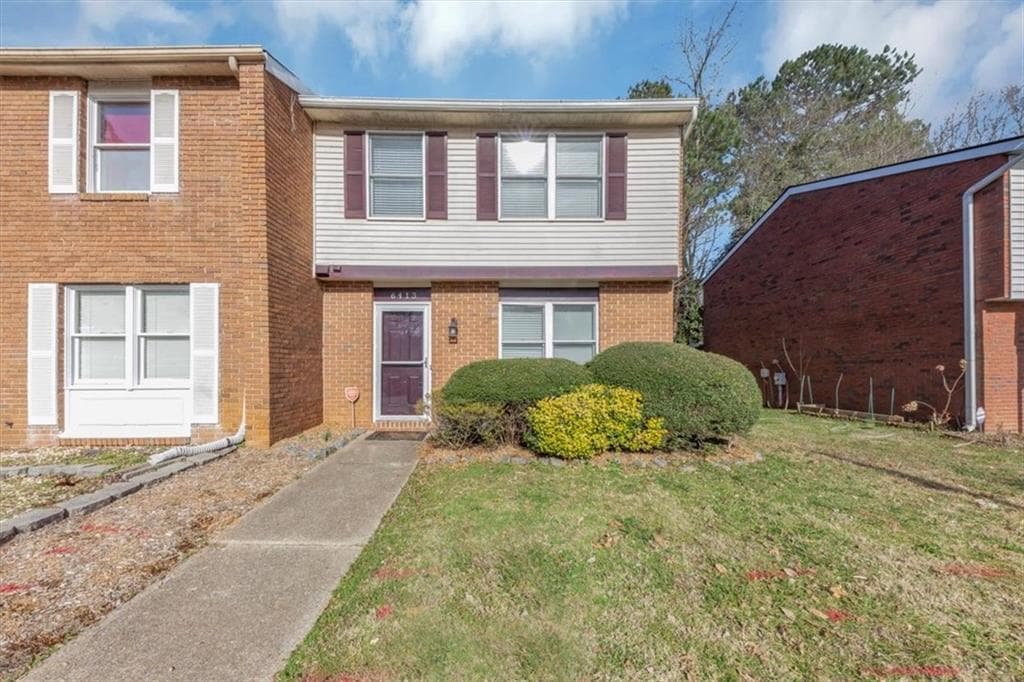 3 bedroom, 2 bathroom townhouse sold at 6413 Meadow Rue Drive, Peachtree Corners, GA 30092
