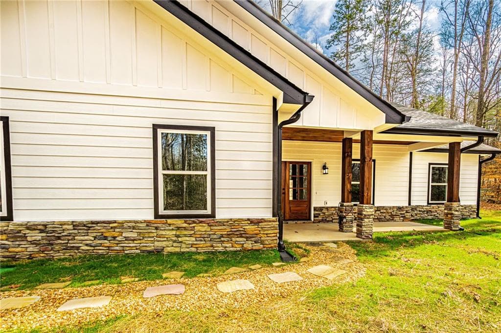 90 Lake Point Drive, Dahlonega, GA 30533 — most recent listing photo