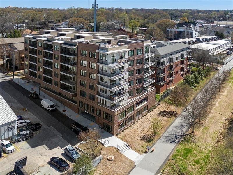 2 bedroom, 3 bathroom condominium sold at 675 Drewry Street 201, Atlanta, GA 30306