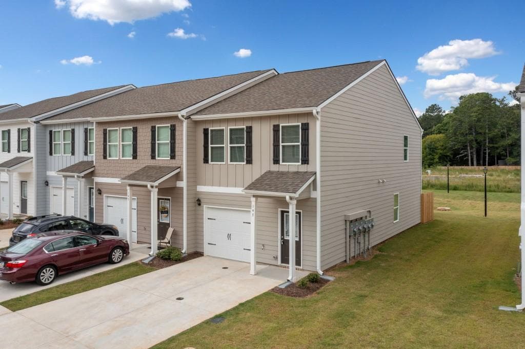147 Village Green Drive, Adairsville, GA 30103 — most recent listing photo