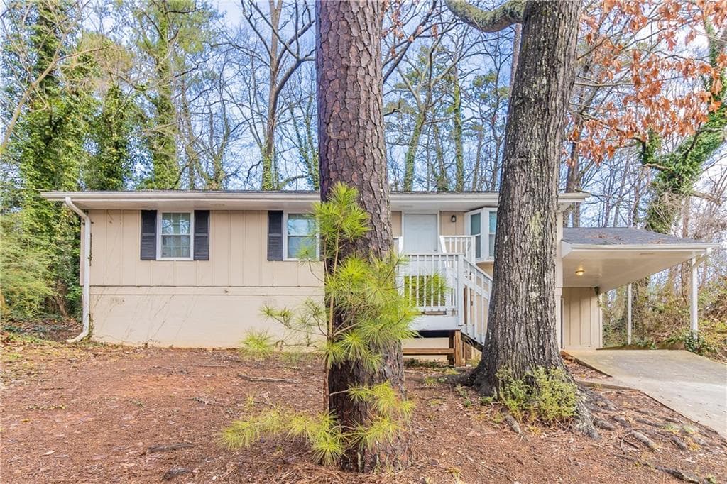 3 bedroom, 2 bathroom single family residence sold at 2958 Flat Shoals Road, Decatur, GA 30034