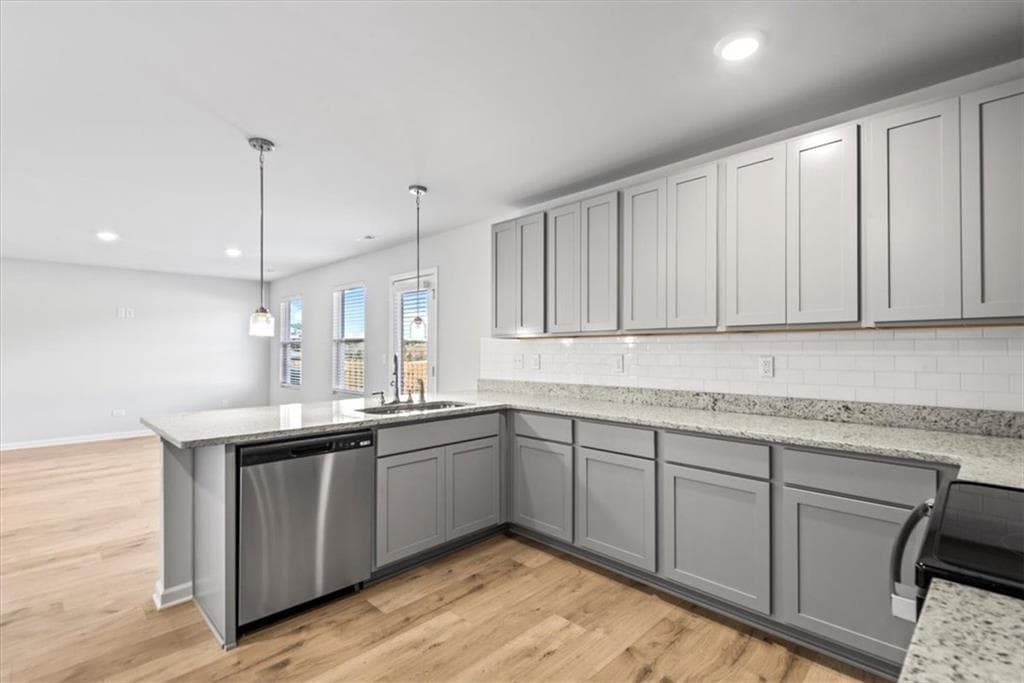 4 bedroom, 4 bathroom, 2,705 sq ft single family residence under contract at 738 Great Oak Place, Villa Rica, GA 30180 — photo 7