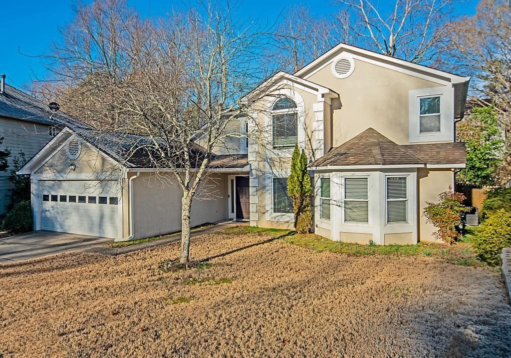 3 bedroom, 3 bathroom, 2,201 sq ft single family residence sold at 8960 Terrace Club Drive, Roswell, GA 30076