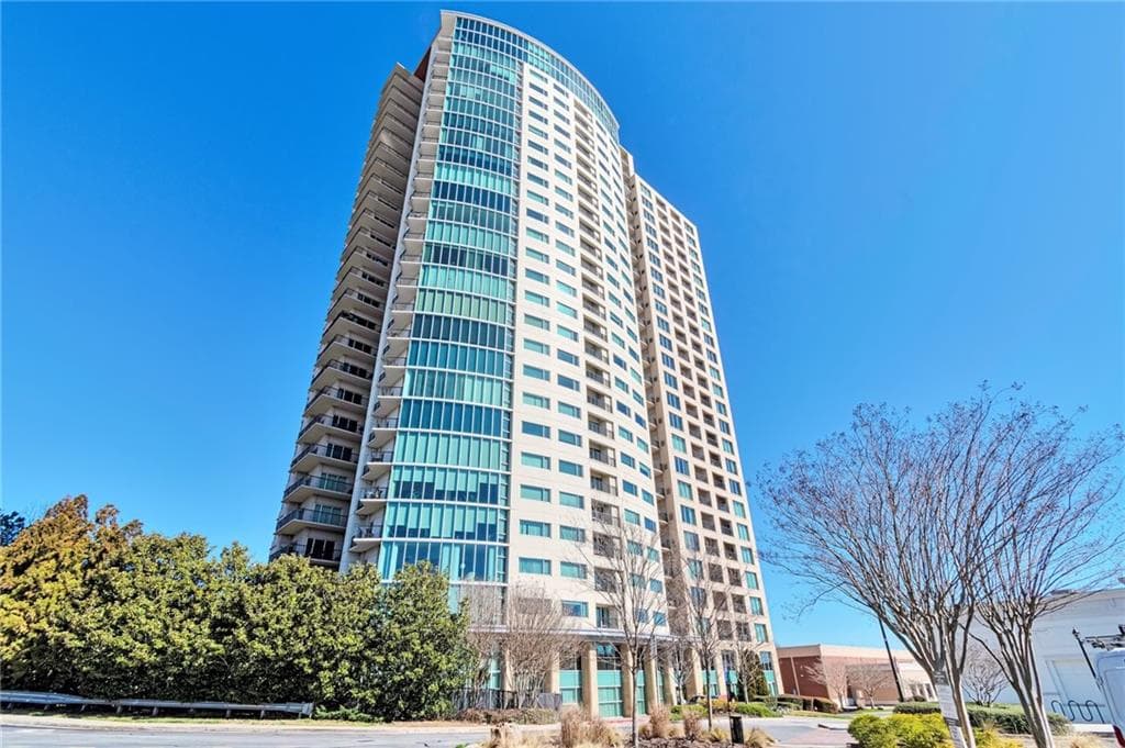 1 bedroom, 1 bathroom condominium sold at 4561 Olde Perimeter Way 501, Atlanta, GA 30346