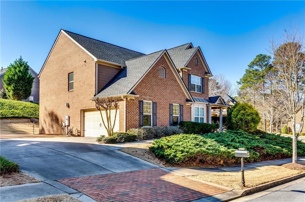 5 bedroom, 4 bathroom single family residence sold at 3135 Preservation Circle, Lilburn, GA 30047