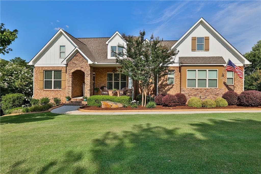 5 bedroom, 4 bathroom single family residence sold at 102 Glenmill Way, Woodstock, GA 30188