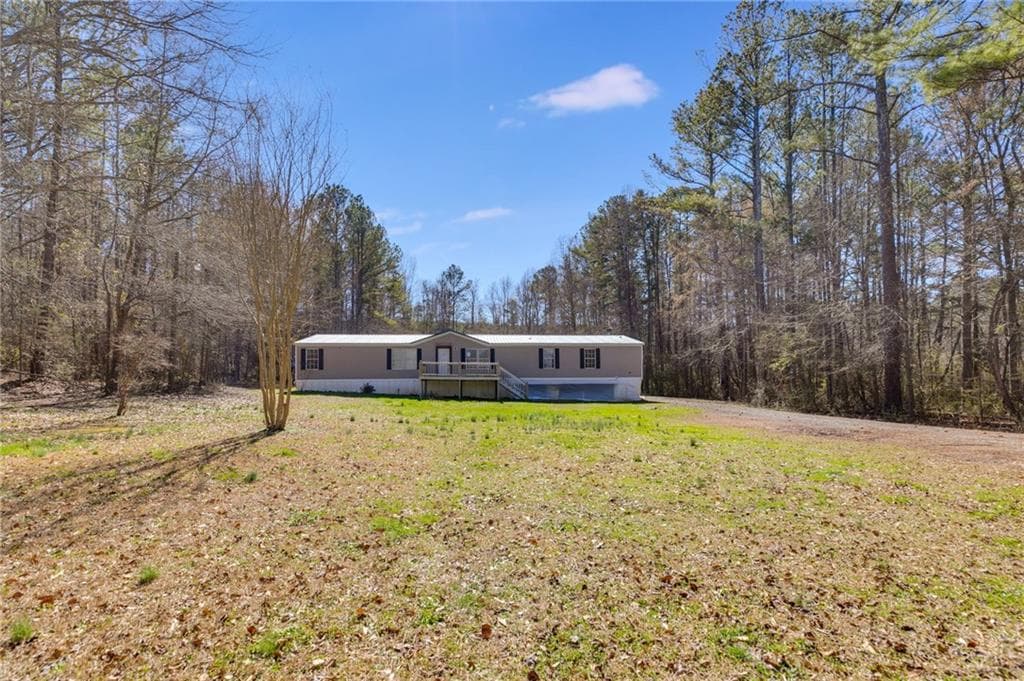 4 bedroom, 2 bathroom single family residence sold at 1046 Youngs Farm Road, Cedartown, GA 30125