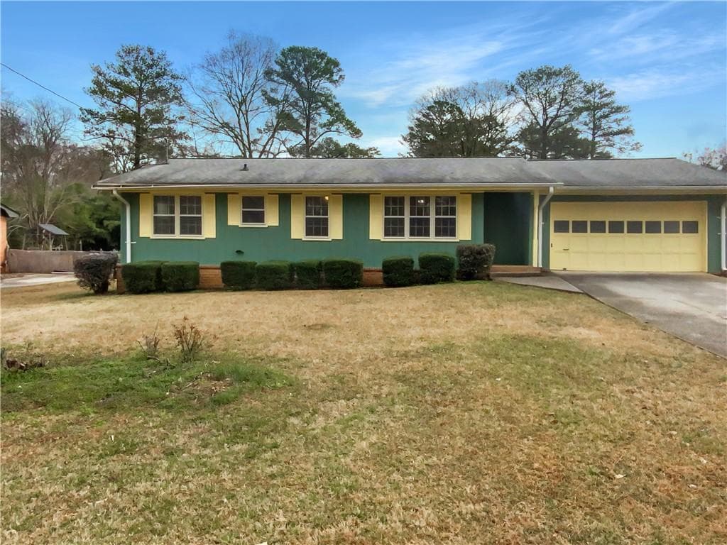 3 bedroom, 2 bathroom single family residence sold at 9206 Carlton Trail, Covington, GA 30014